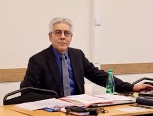 مشکل در نزد دیگران است یا که د…